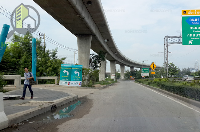 Aspire Sathon Taksin Brick-Zone
