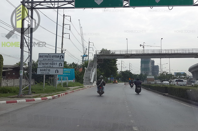 Aspire Sathon Taksin Brick-Zone