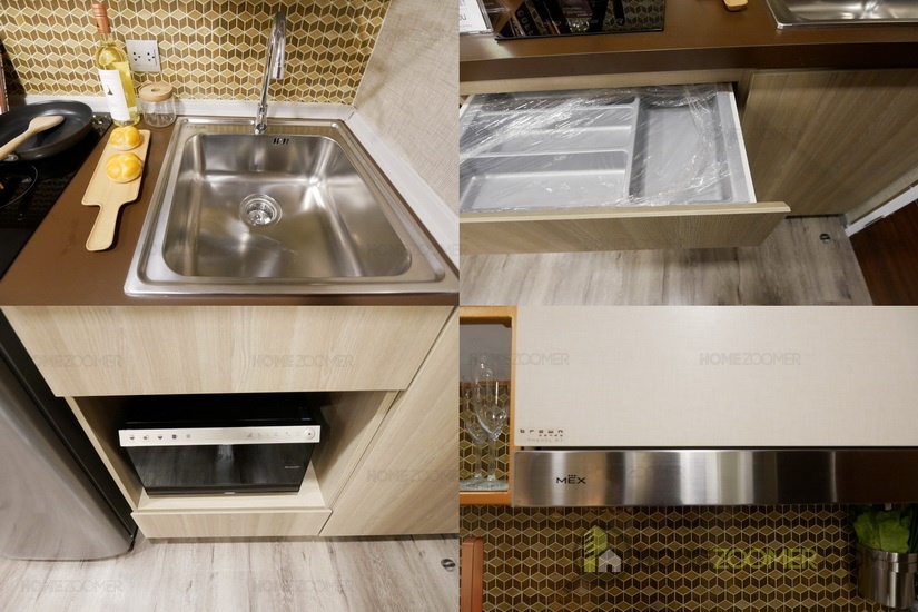 Brown Condo phaholyothin 67