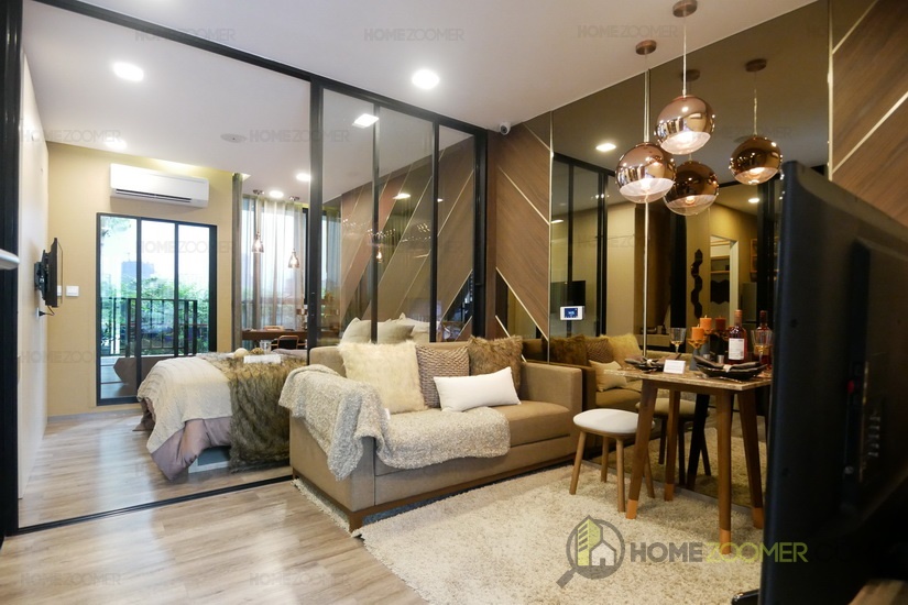 Brown Condo phaholyothin 67