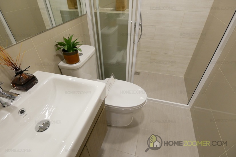 Brown Condo phaholyothin 67