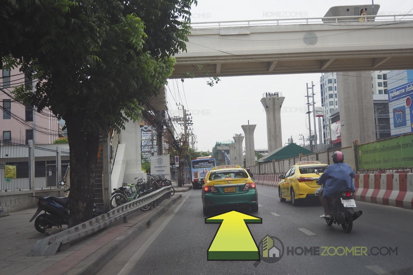 Brown Condo phaholyothin 67