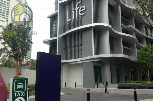 Life Ratchadapisek