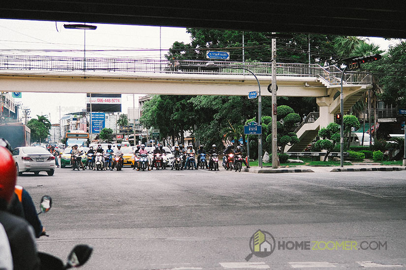 รามคำแหงถนนสำคัญฝั่งตะวันออกกรุงเทพฯ