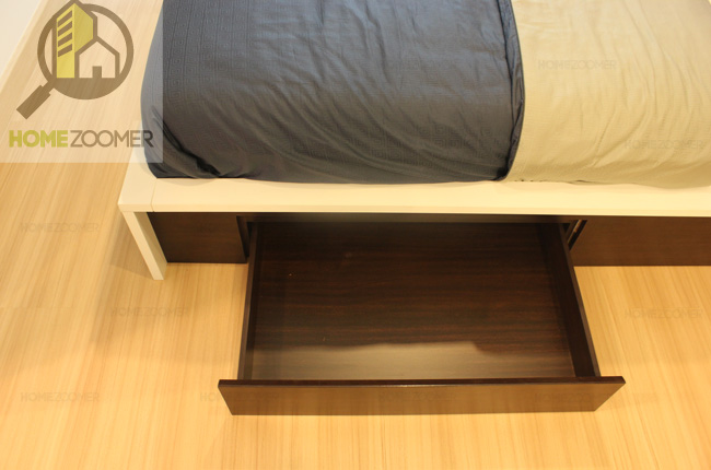 Serrano Condominium (เซอราโน่ คอนโดมิเนียม)