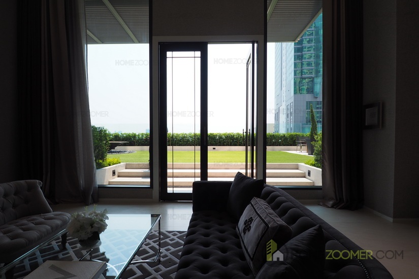 THE DIPLOMAT SATHORN
