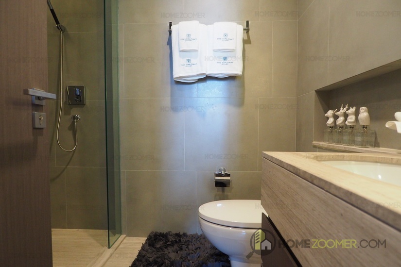 THE DIPLOMAT SATHORN