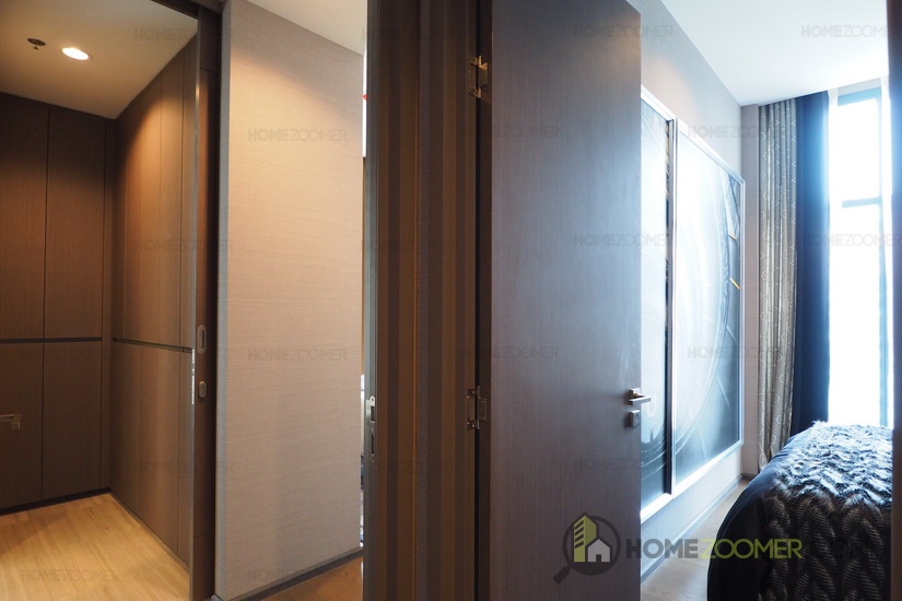 THE DIPLOMAT SATHORN