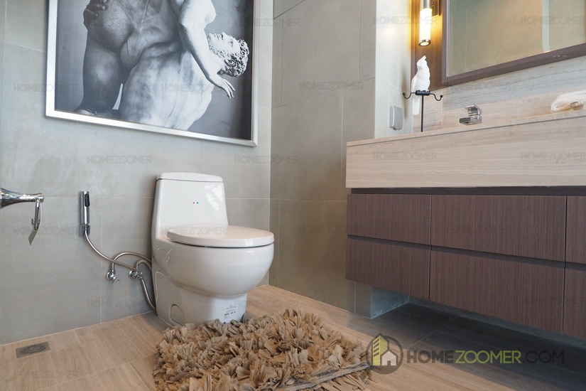 THE DIPLOMAT SATHORN