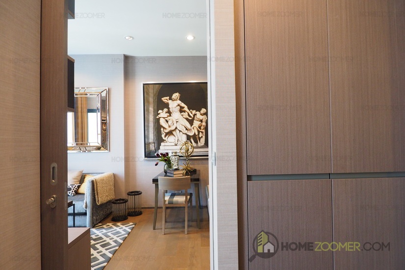 THE DIPLOMAT SATHORN