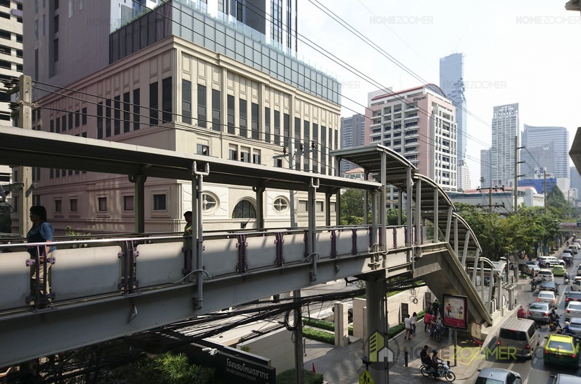 THE DIPLOMAT SATHORN