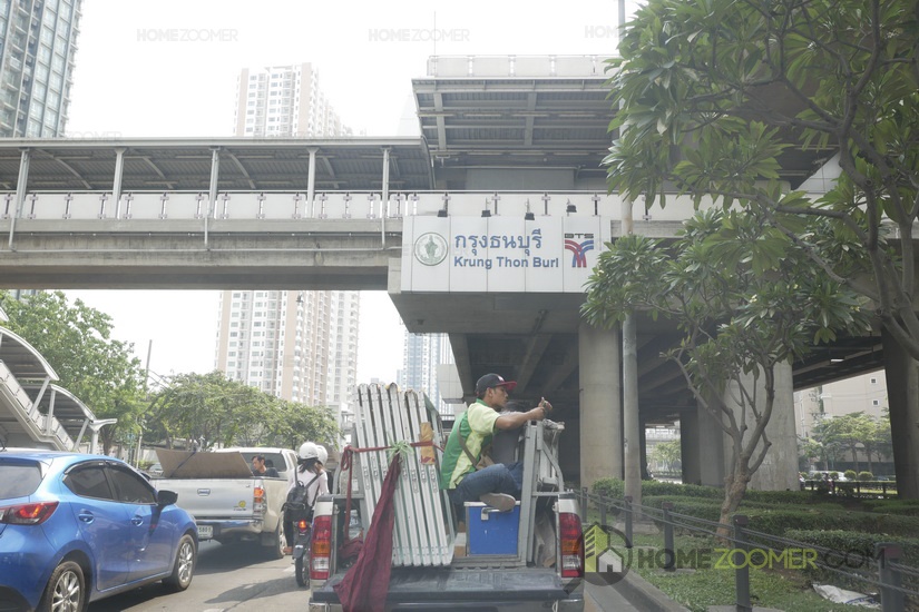 THE DIPLOMAT SATHORN