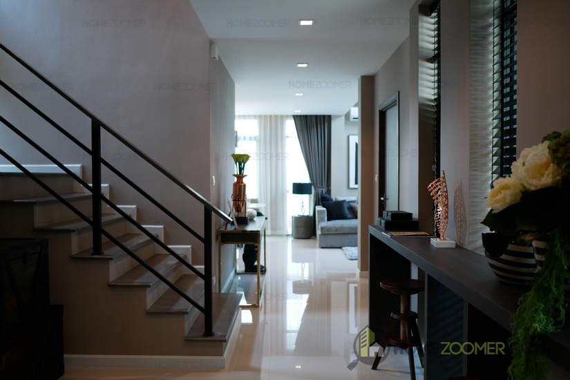 Chewarom Rangsit – Donmueang บ้าน