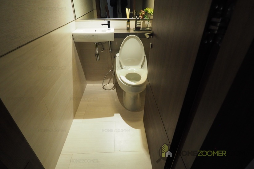 Issara Collection Sathorn