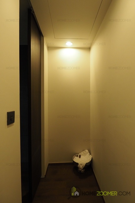 Issara Collection Sathorn