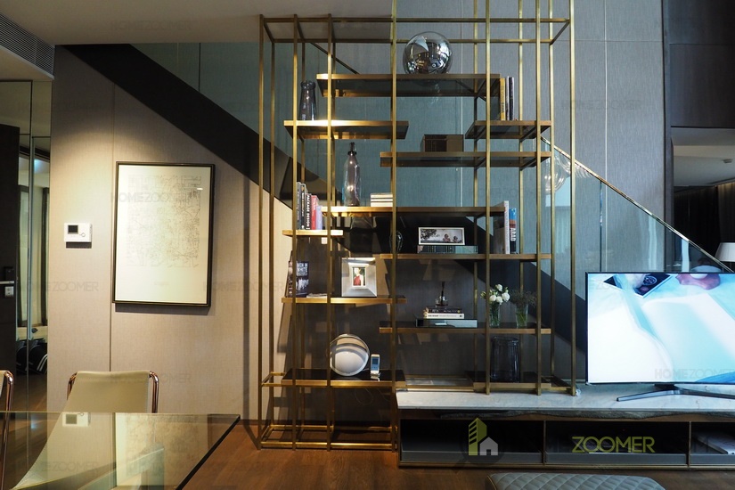 Issara Collection Sathorn