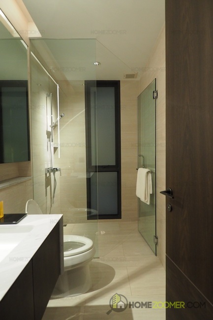 Issara Collection Sathorn