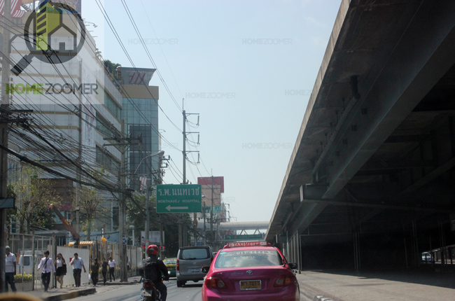 he Trust Condo Ngamwongwan