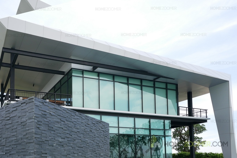 Vario Suvarnabhumi (วารีโอ สุวรรณภูมิ)