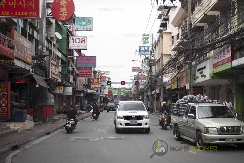 พาชมทำเลคอนโดใหม่ บราวน์ คอนโด ห้วยขวาง เฟรนช์สไตล์ ใจกลางเมือง