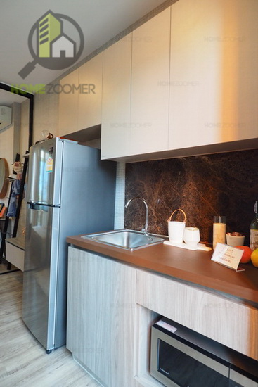BROWN 32 (บราวน์ 32)
