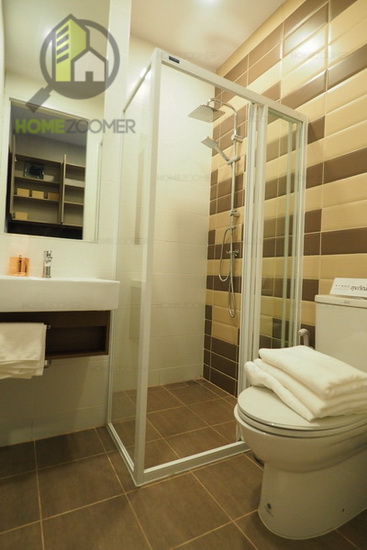 BROWN 32 (บราวน์ 32)
