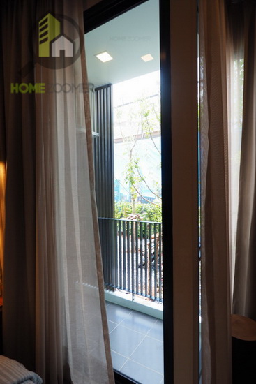 BROWN 32 (บราวน์ 32)