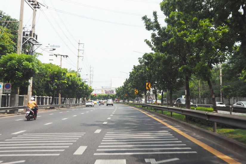 BROWN 32 (บราวน์ 32)
