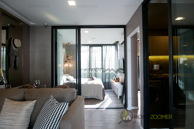 BROWN CONDO HUAI KHWANG