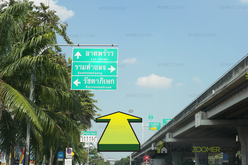 BROWN CONDO HUAI KHWANG