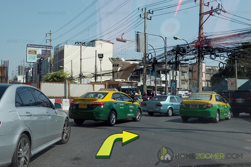 Elio Del Moss Phahon Yothin 34