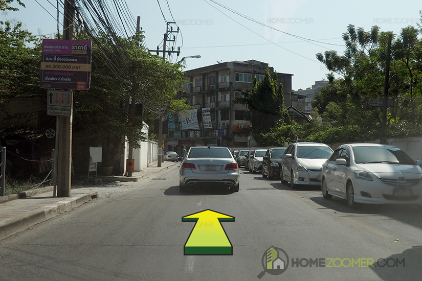 Elio Del Moss Phahon Yothin 34
