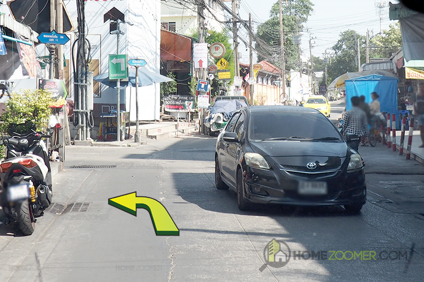 Elio Del Moss Phahon Yothin 34