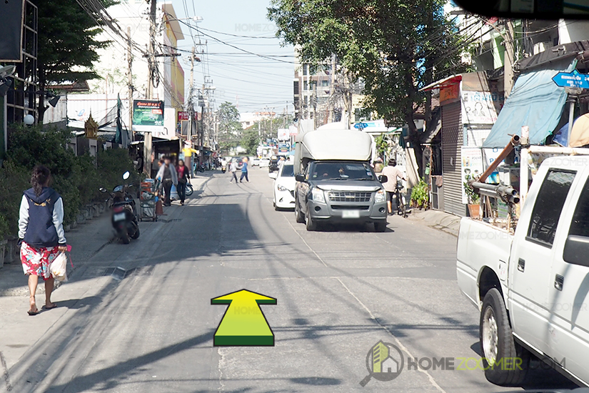Elio Del Moss Phahon Yothin 34
