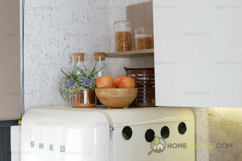 BROWN CONDO HUAI KHWANG