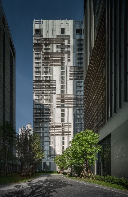 Park 24