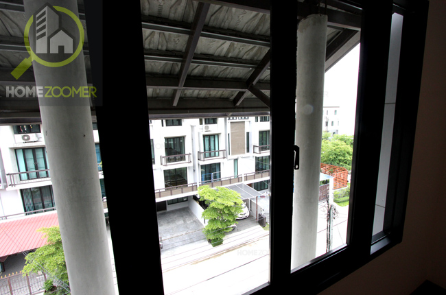 Areeya Mandarina sukhumvit 77