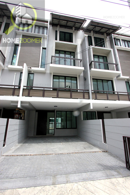 Areeya Mandarina sukhumvit 77