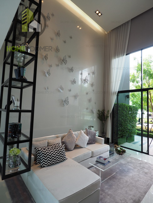 Baan Klang Mueng Viphawadi 