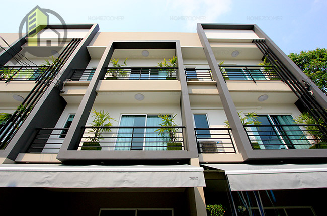 บ้านกลางเมือง สุขุมวิท 77