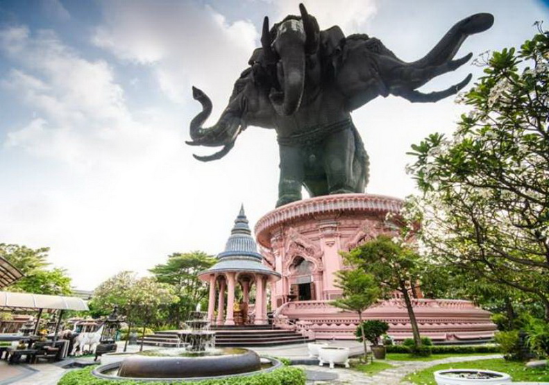 Kensington Sukhumvit-Theparak 
