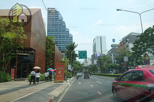 Ashton Silom