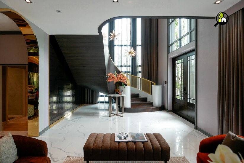 แกรนด์ บางกอก บูเลอวาร์ด บางนา-อ่อนนุช (Grand Bangkok Boulevard Bangna-Onnut)