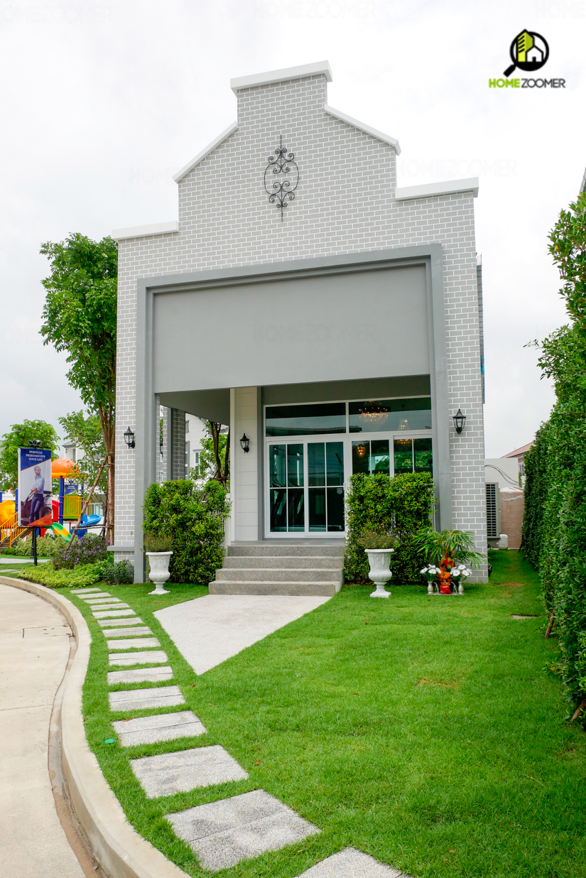 อินเตอร์เชนจ์ ทาวน์โฮม สิวารมณ์ วิลเลจ สุขุมวิท – เทพารักษ์ (SIVAROM VILLAGE Sukhumvit-Theparak)