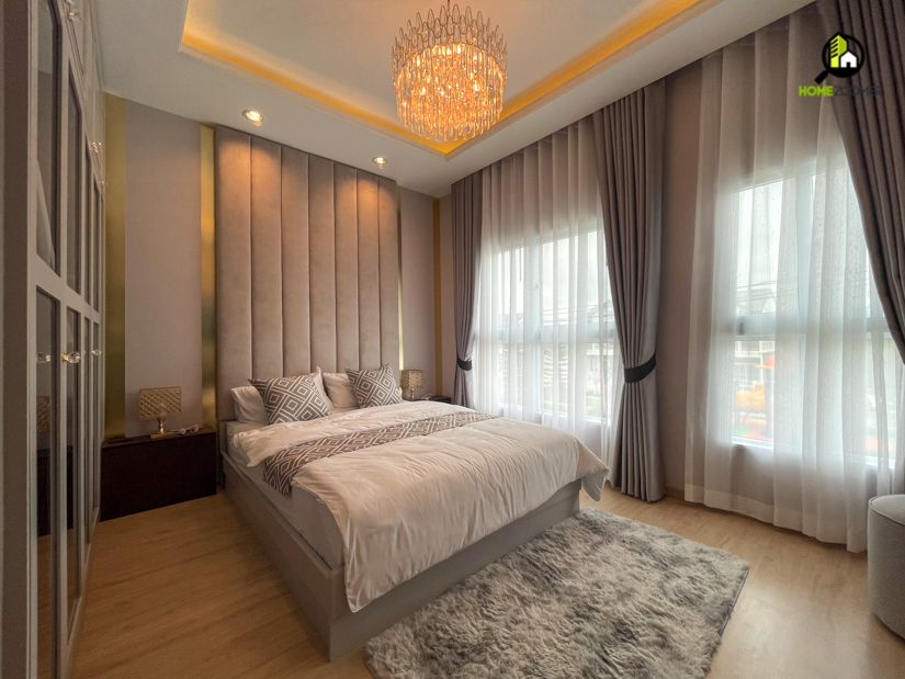 อินเตอร์เชนจ์ ทาวน์โฮม สิวารมณ์ วิลเลจ สุขุมวิท – เทพารักษ์ (SIVAROM VILLAGE Sukhumvit-Theparak)
