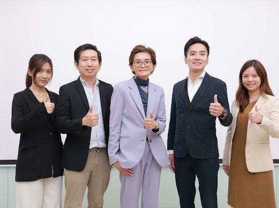 เสนาจับมือ Zeroboard
