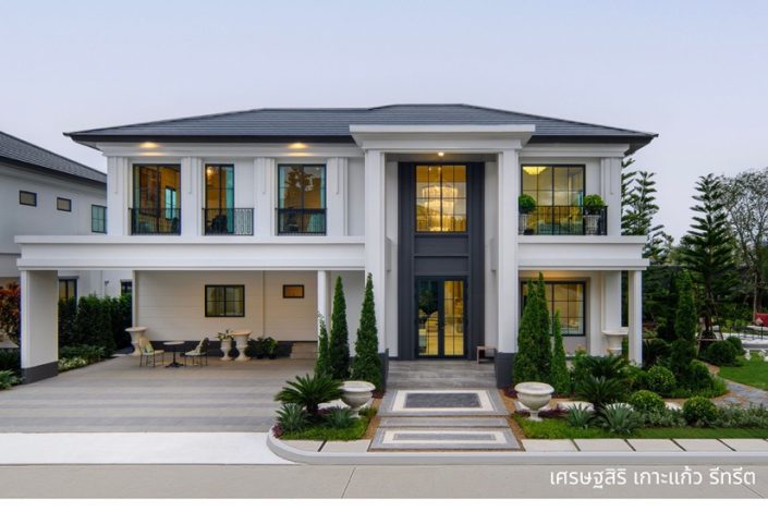 แสนสิริ แสนสิริ